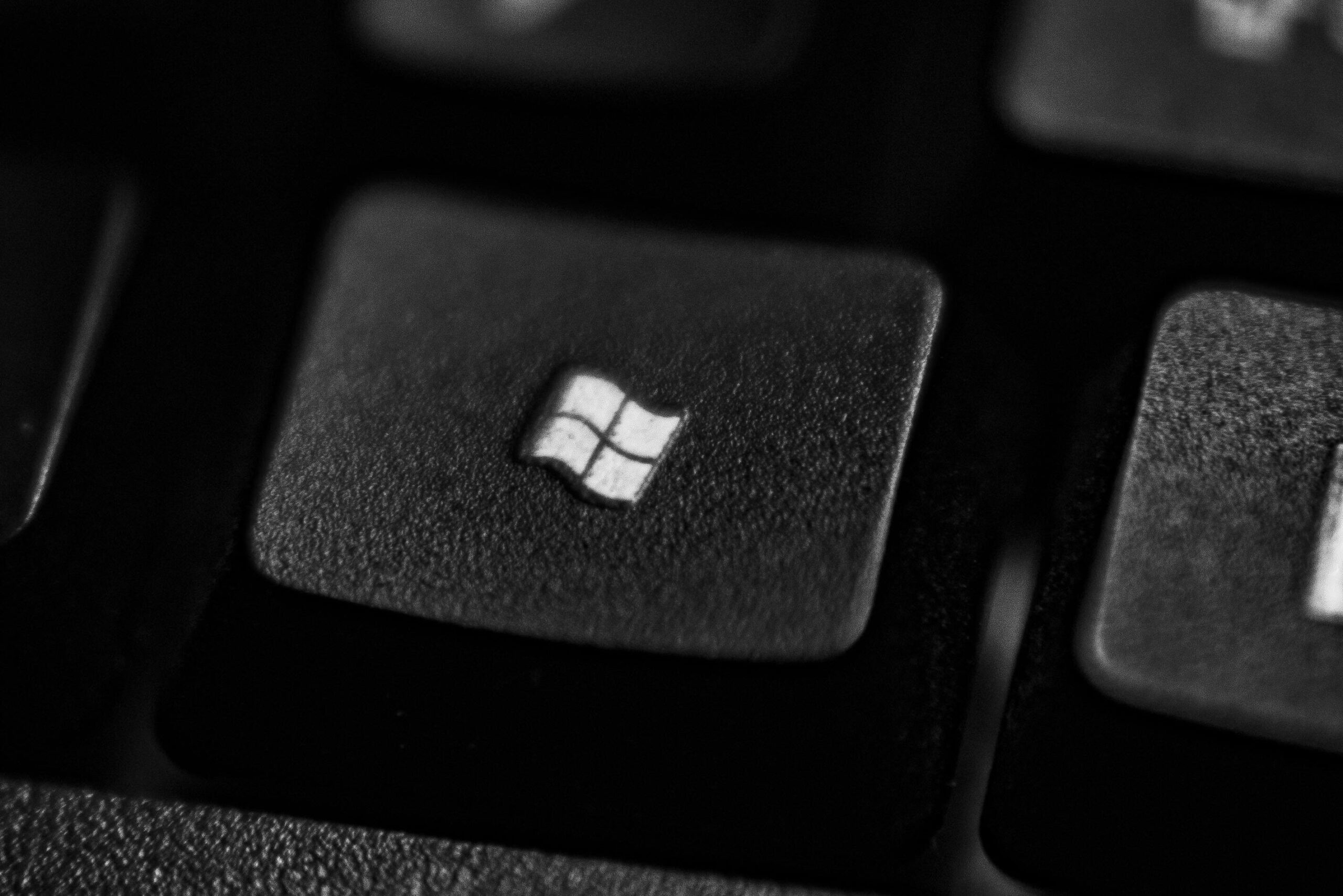 Microsoft Windows 10 End of Life: What It Means for Medical Devices?